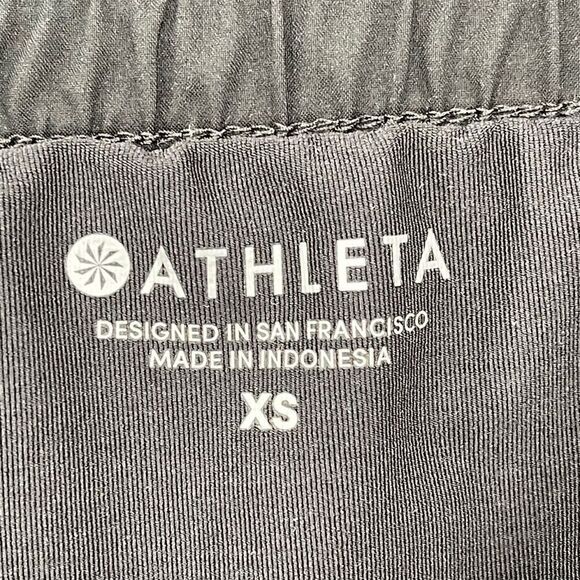 Athleta Racer 2 in 1 Shorts Layered Black Zip Pockets 291755 Women Size XS - Picture 5 of 8